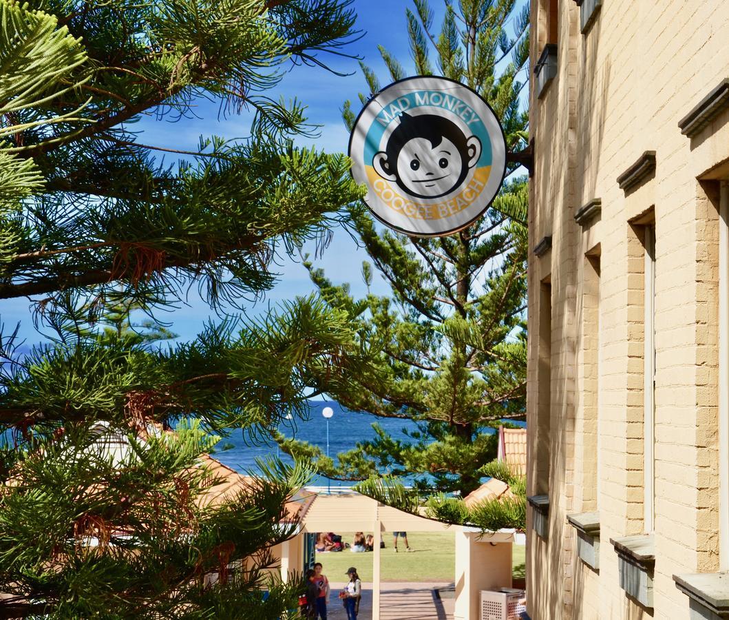 Mad Monkey Hostel Coogee Beach Randwick Esterno foto