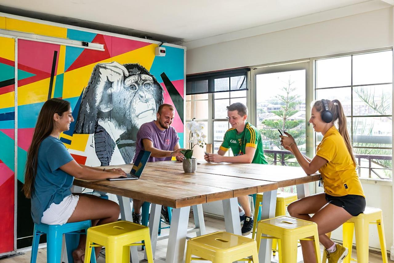 Mad Monkey Hostel Coogee Beach Randwick Esterno foto