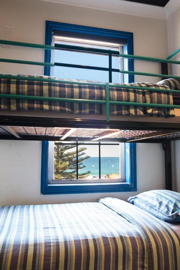 Mad Monkey Hostel Coogee Beach Randwick Esterno foto